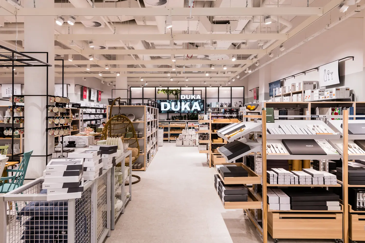 kompleksowe wyposażenie sklepów