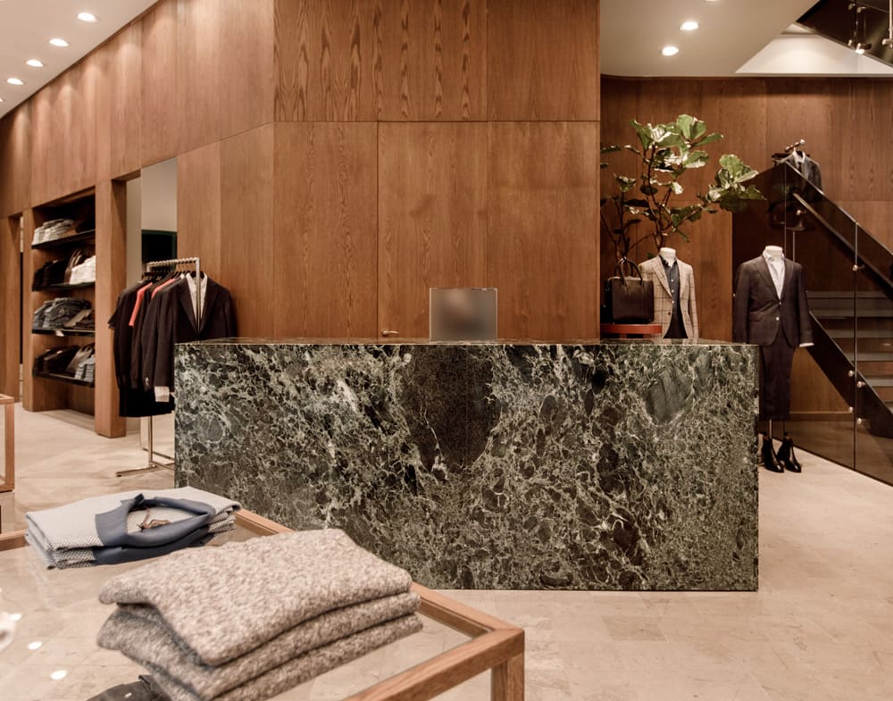 Butiksinredning exklusiv kassadisk i sten