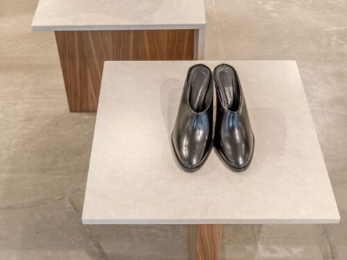Tables in Retail Interiors – Create Functional and Aesthetic Surfaces